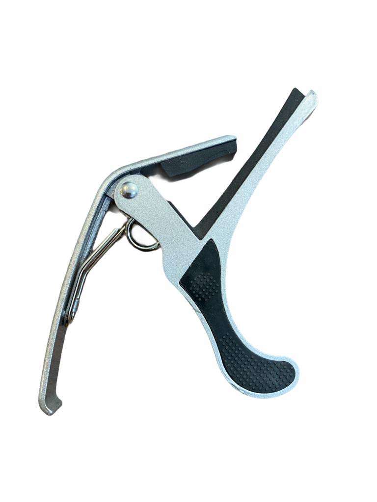 Capo de Metal Color Aluminio para Guitarra Lfm