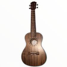 Ukulele Concierto Madera Acacia con Funda Copacabana