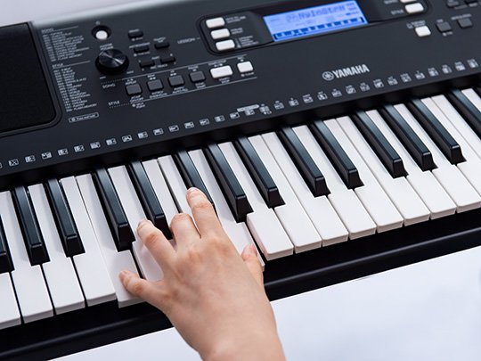 Teclado Portatil Yamaha Psr-e373
